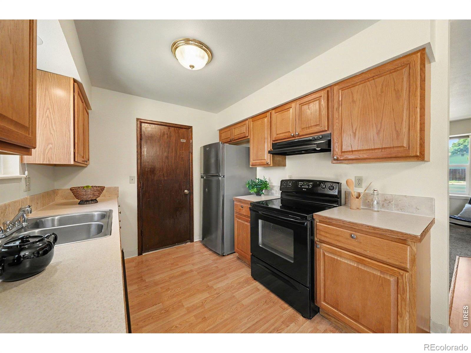 MLS Image #11 for 2012 w stuart street,fort collins, Colorado