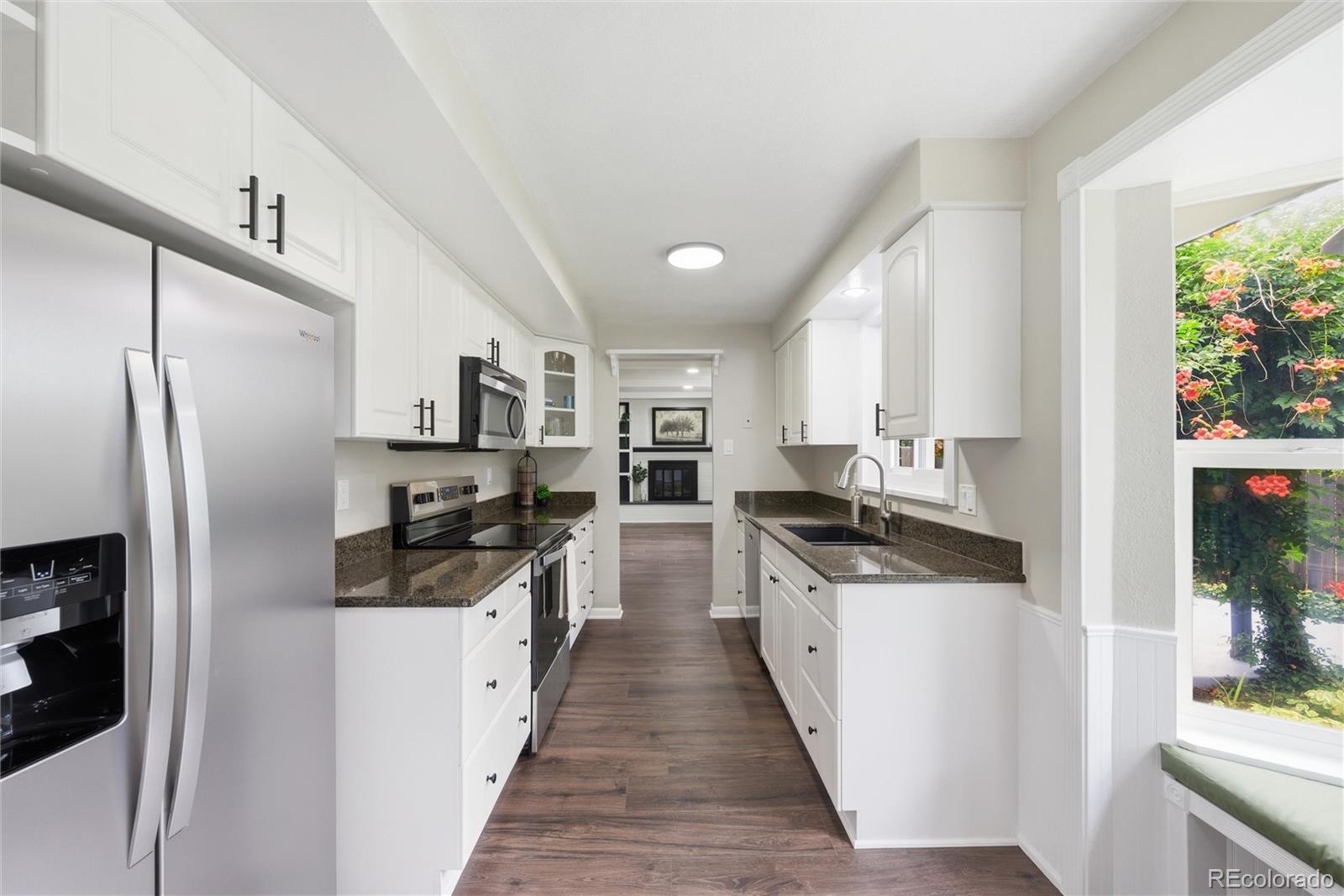 MLS Image #10 for 6902  oak way,arvada, Colorado