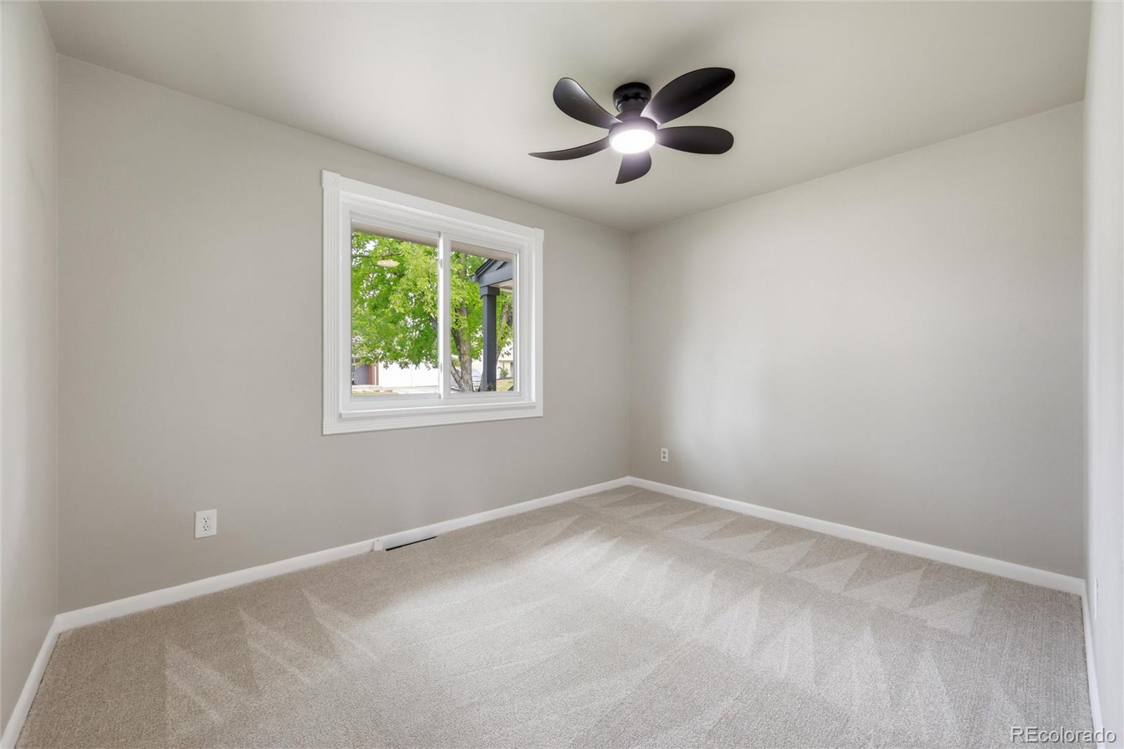 MLS Image #20 for 6902  oak way,arvada, Colorado