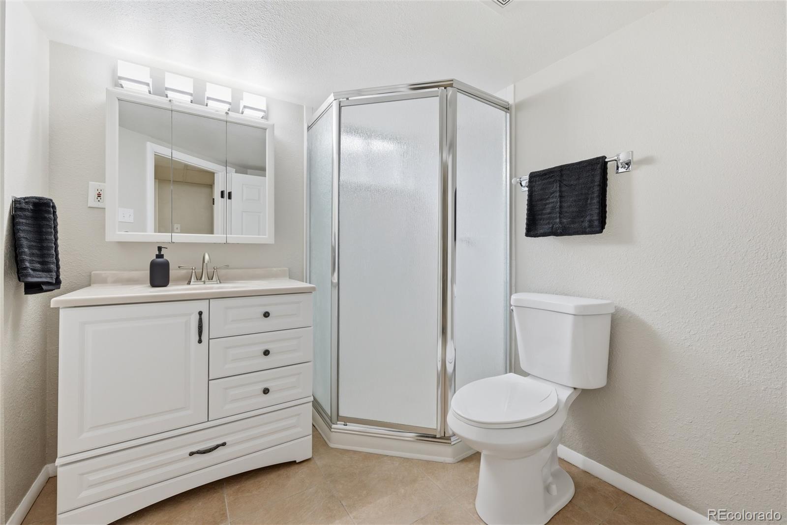 MLS Image #33 for 6902  oak way,arvada, Colorado