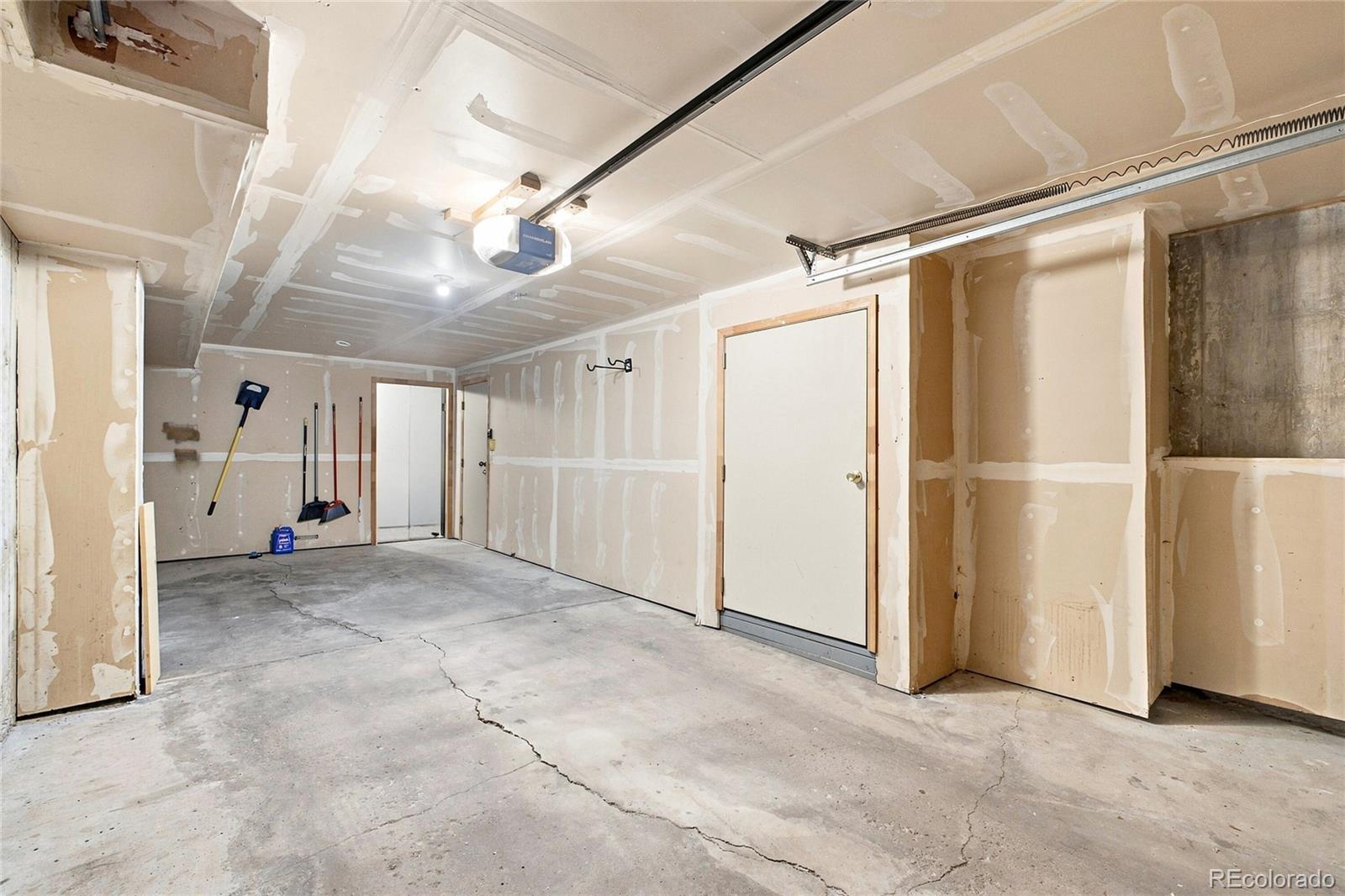 MLS Image #42 for 2295 s pitkin way,aurora, Colorado