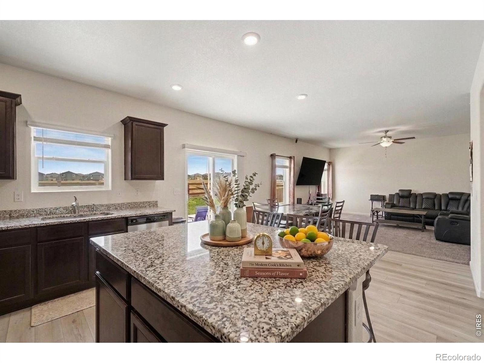 MLS Image #10 for 7414  blue river avenue,frederick, Colorado