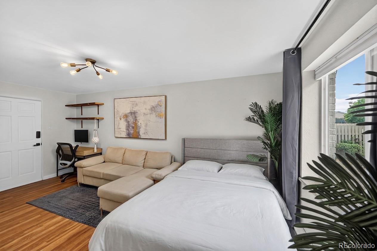 MLS Image #10 for 2480 w caithness place,denver, Colorado