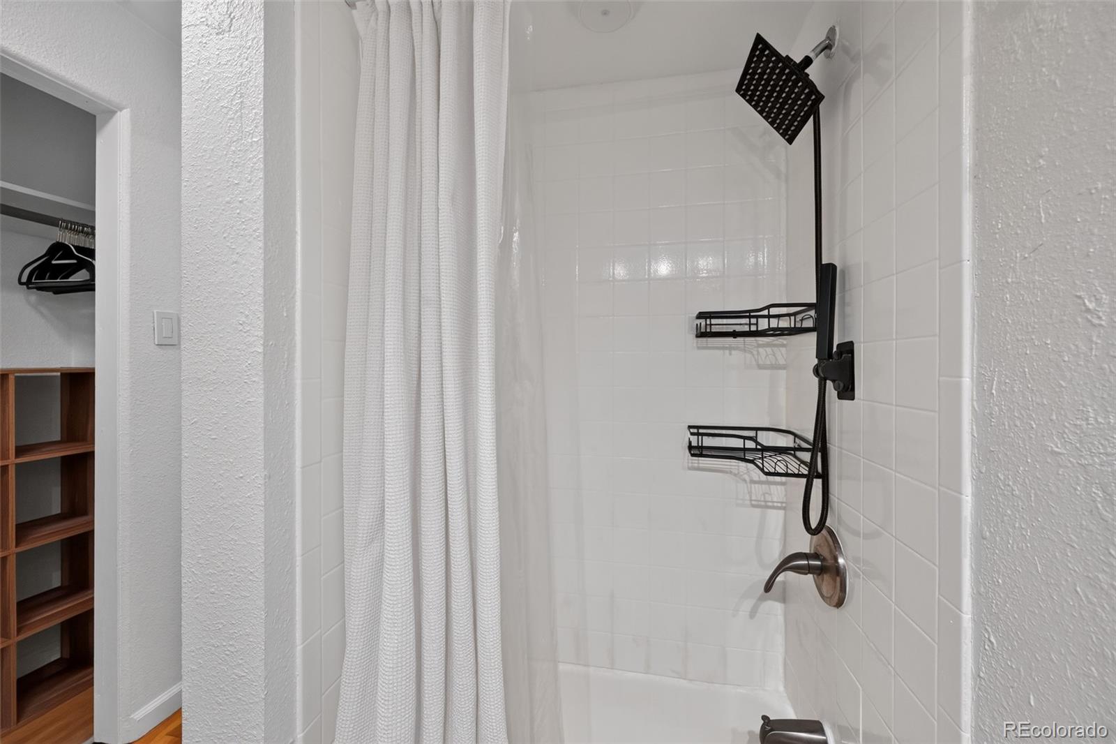MLS Image #15 for 2480 w caithness place,denver, Colorado