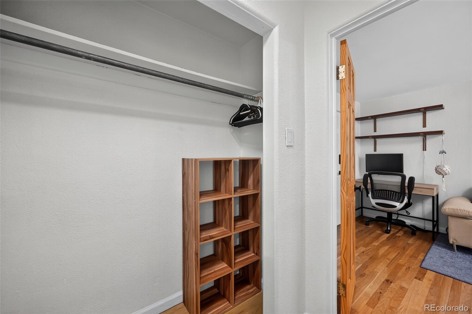 MLS Image #17 for 2480 w caithness place,denver, Colorado