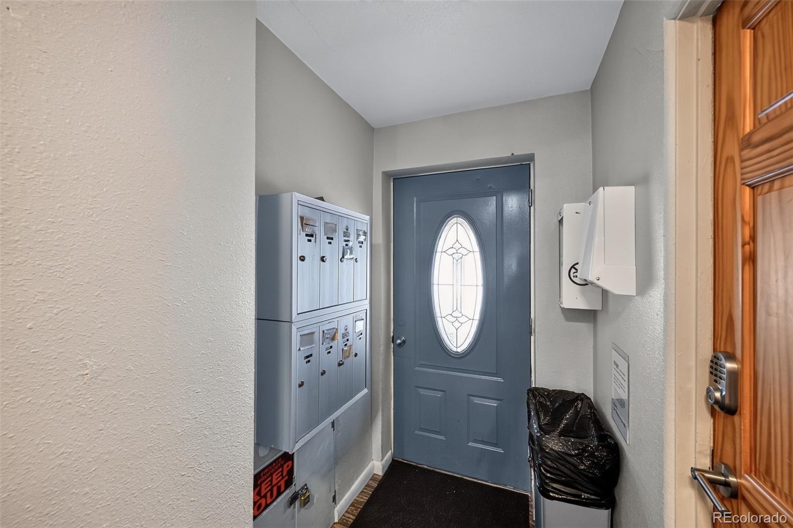 MLS Image #20 for 2480 w caithness place,denver, Colorado