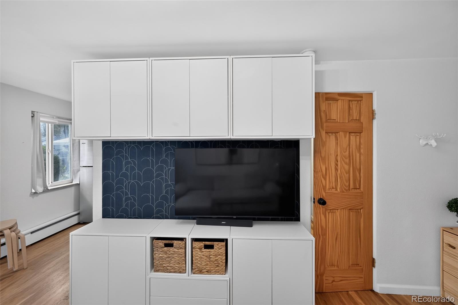MLS Image #5 for 2480 w caithness place,denver, Colorado