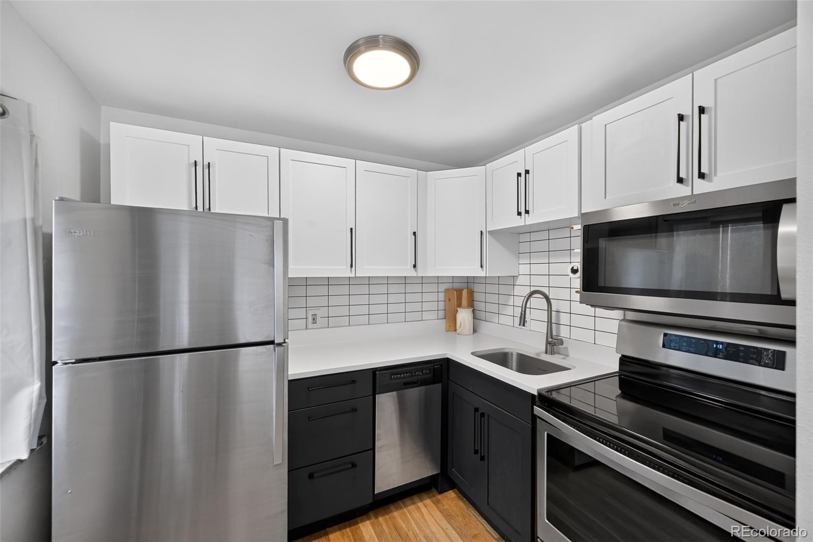 MLS Image #9 for 2480 w caithness place,denver, Colorado