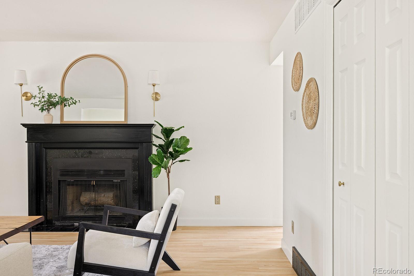 MLS Image #14 for 8595 e union avenue ,denver, Colorado