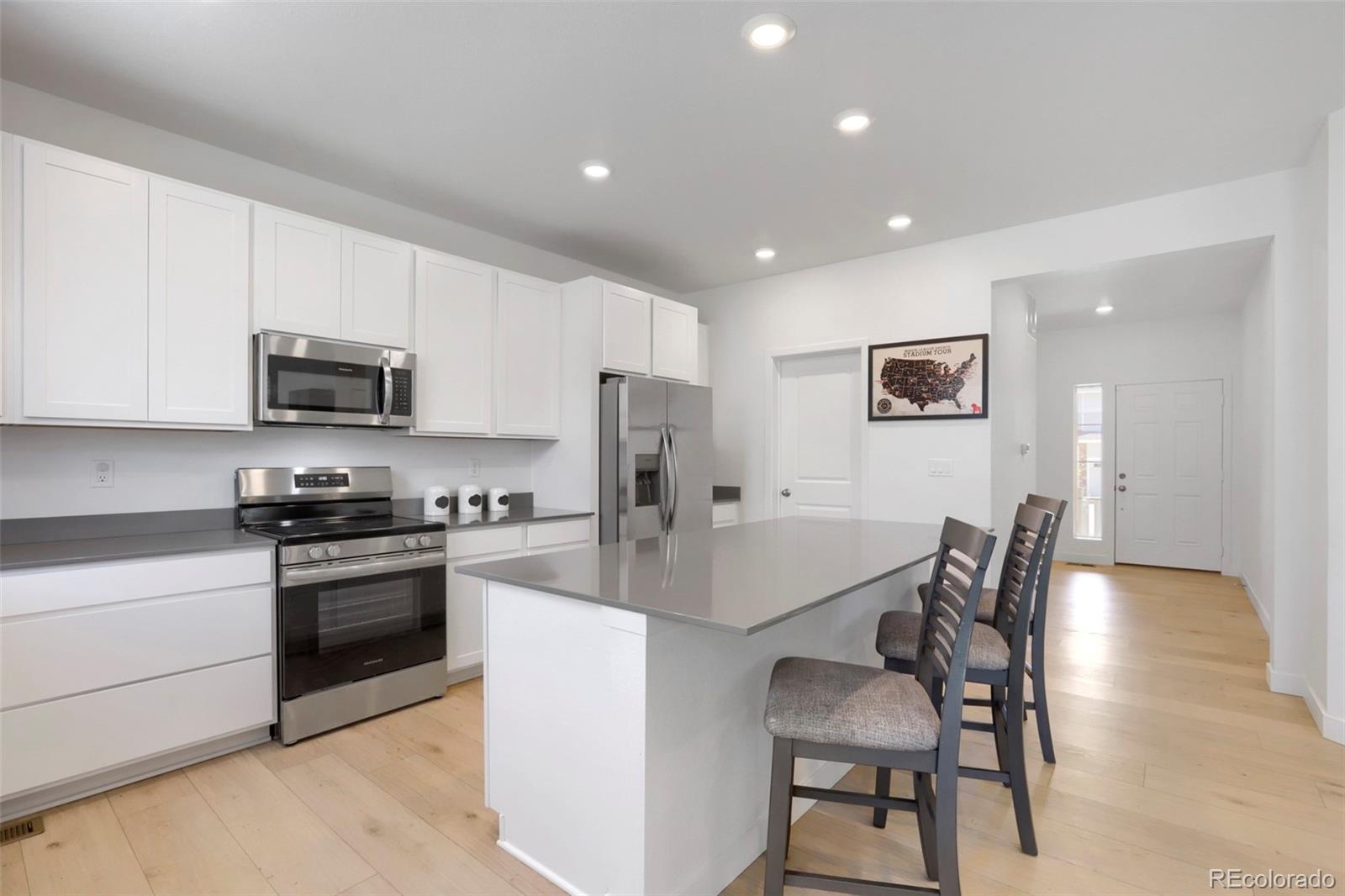 MLS Image #5 for 5581  tamarack avenue,longmont, Colorado