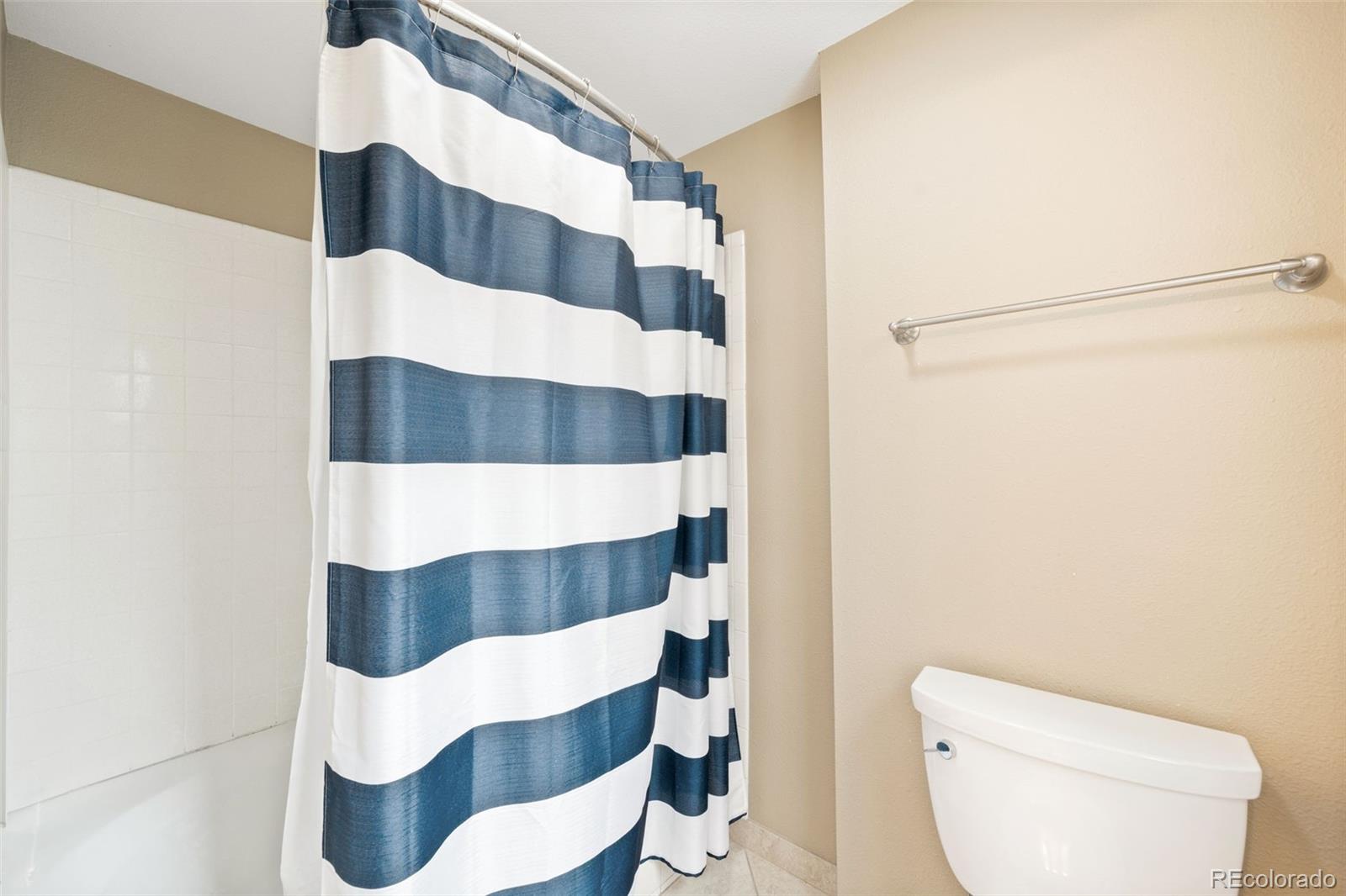 MLS Image #16 for 7912 s xenia court,centennial, Colorado