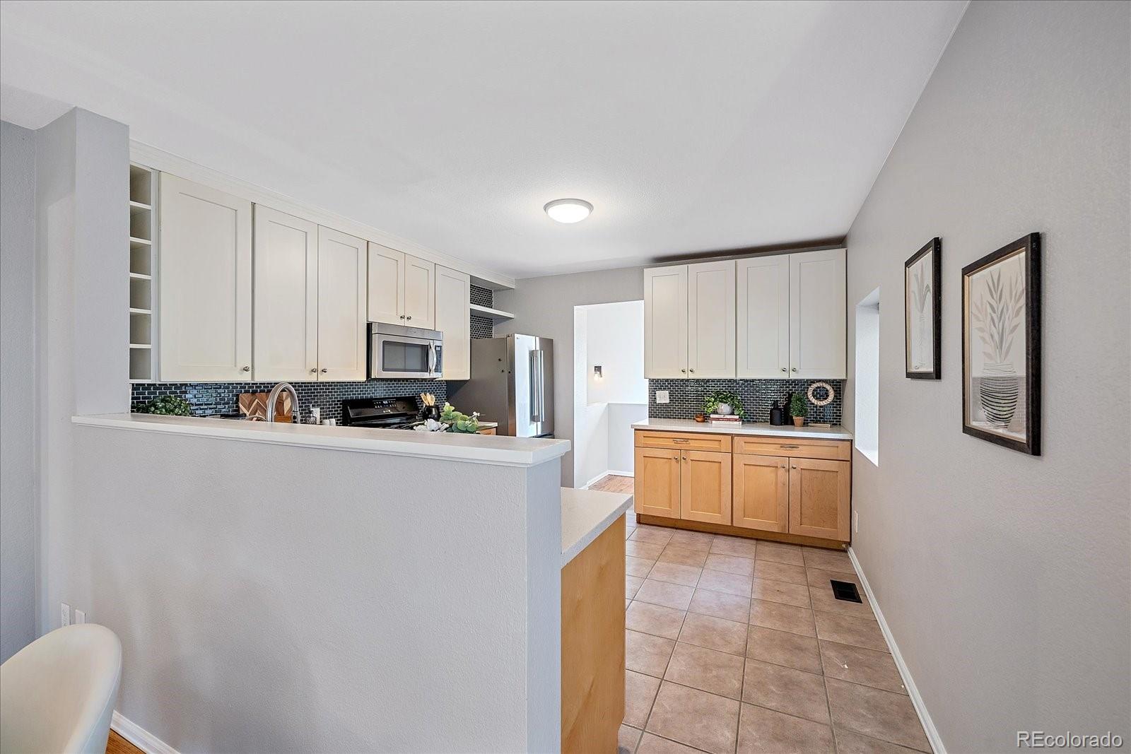 MLS Image #10 for 2920 n race street,denver, Colorado