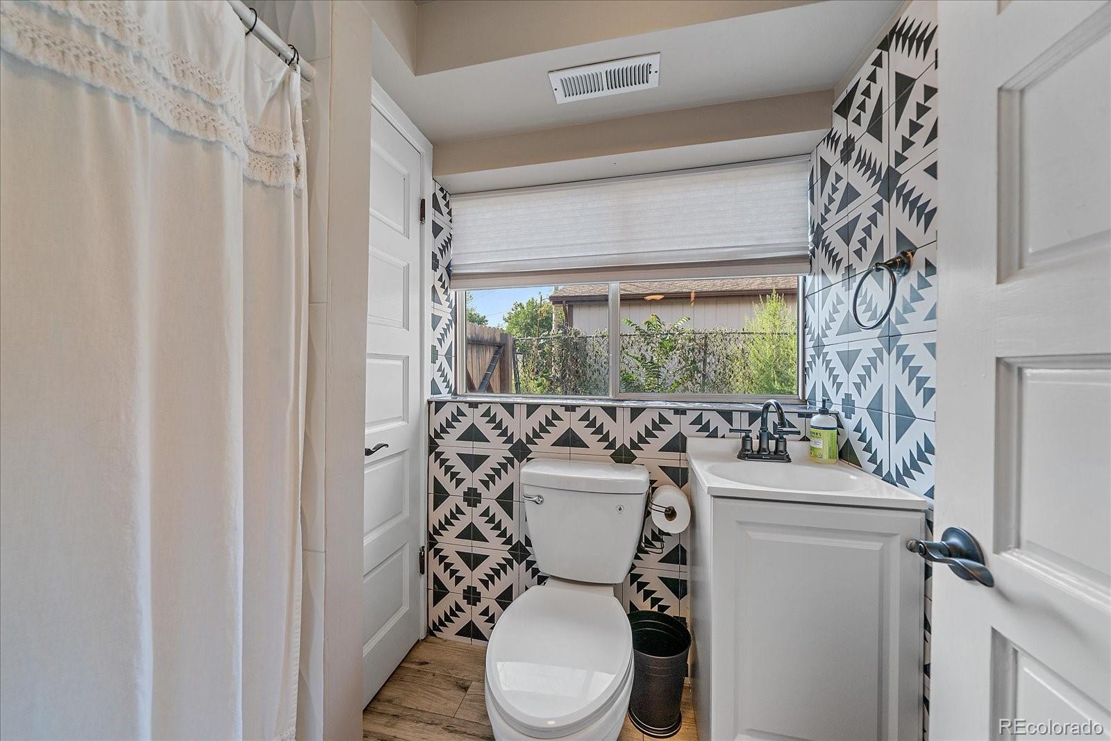MLS Image #34 for 2920 n race street,denver, Colorado