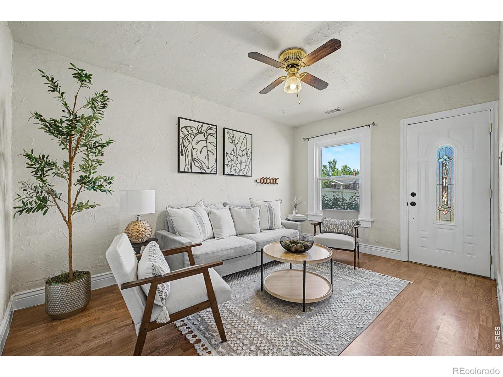 MLS Image #2 for 1962 s logan street,denver, Colorado