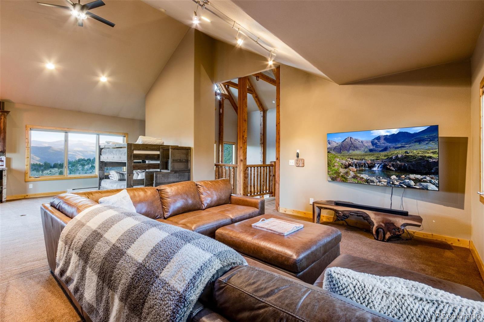 MLS Image #39 for 5433 n rim road,livermore, Colorado