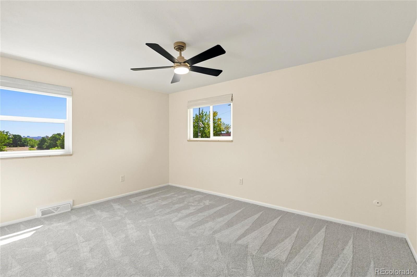 MLS Image #17 for 4463 s quitman street,denver, Colorado