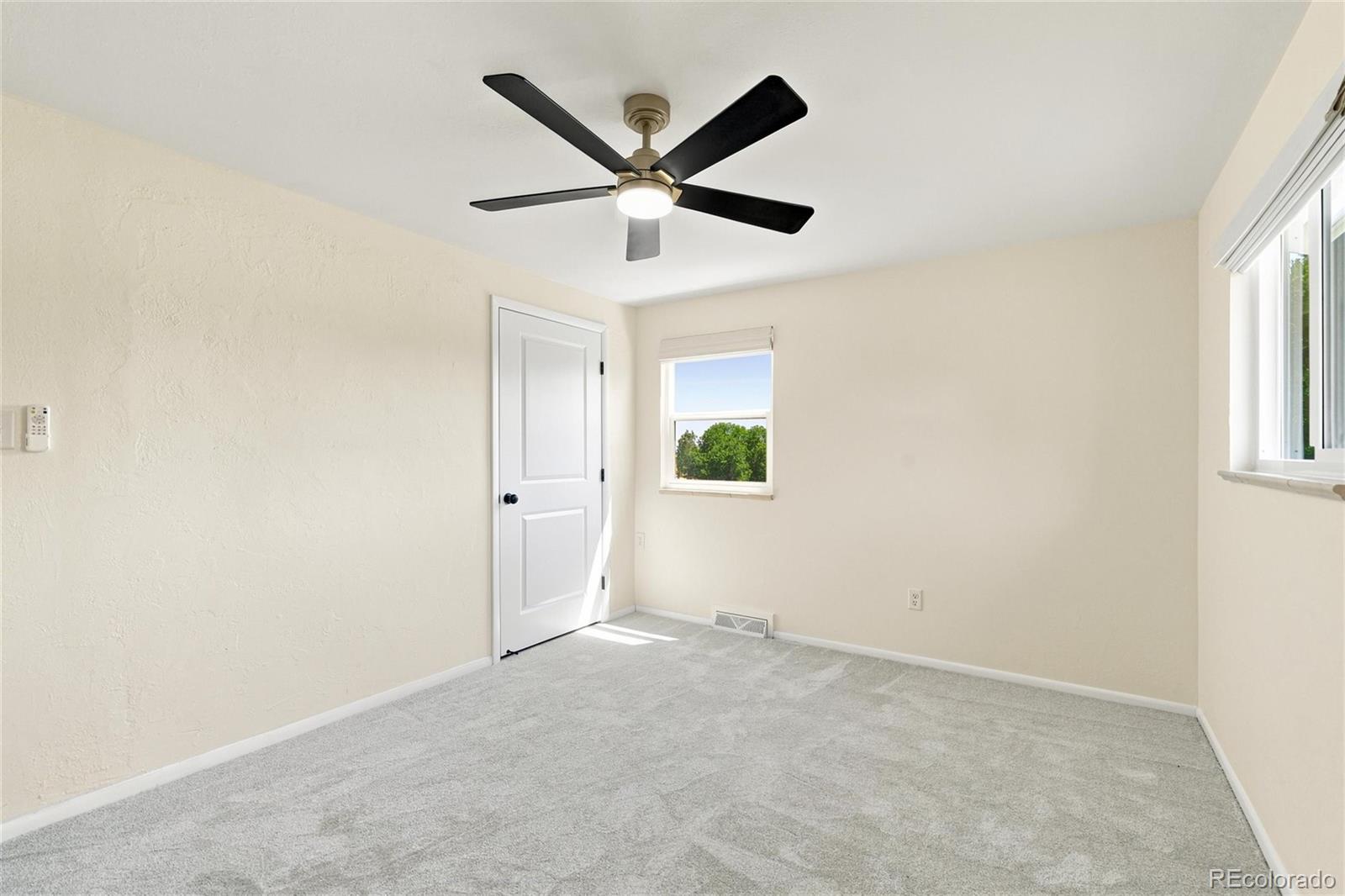 MLS Image #18 for 4463 s quitman street,denver, Colorado