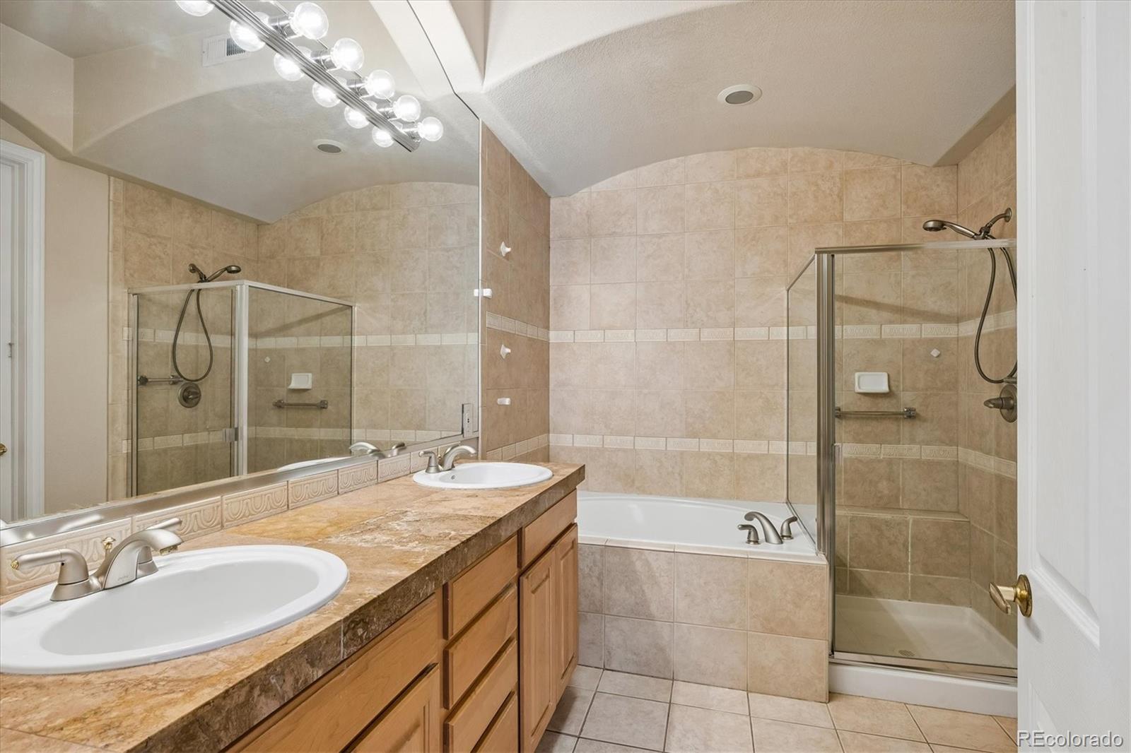 MLS Image #10 for 45 n ogden street,denver, Colorado