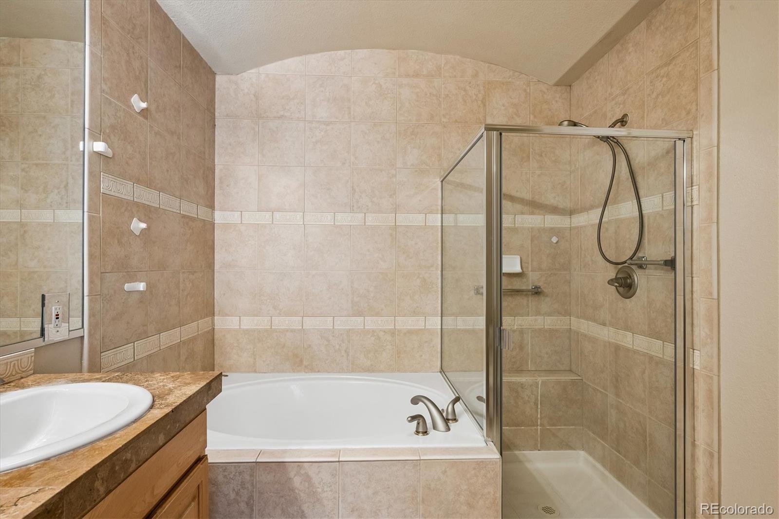 MLS Image #11 for 45 n ogden street,denver, Colorado