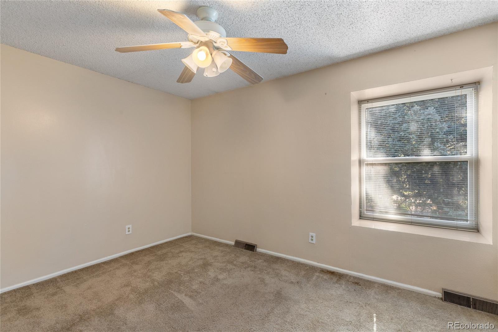 MLS Image #12 for 1541 s owens street 47,denver, Colorado