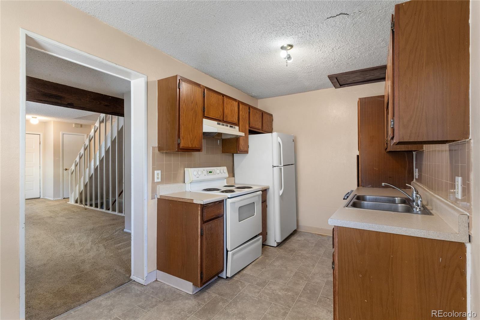 MLS Image #4 for 1541 s owens street 47,denver, Colorado