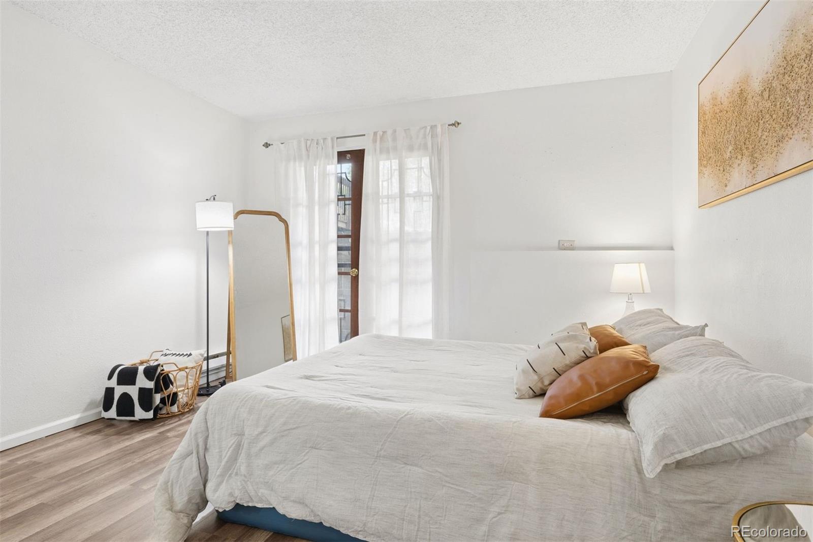 MLS Image #13 for 14896 e 2nd avenue,aurora, Colorado