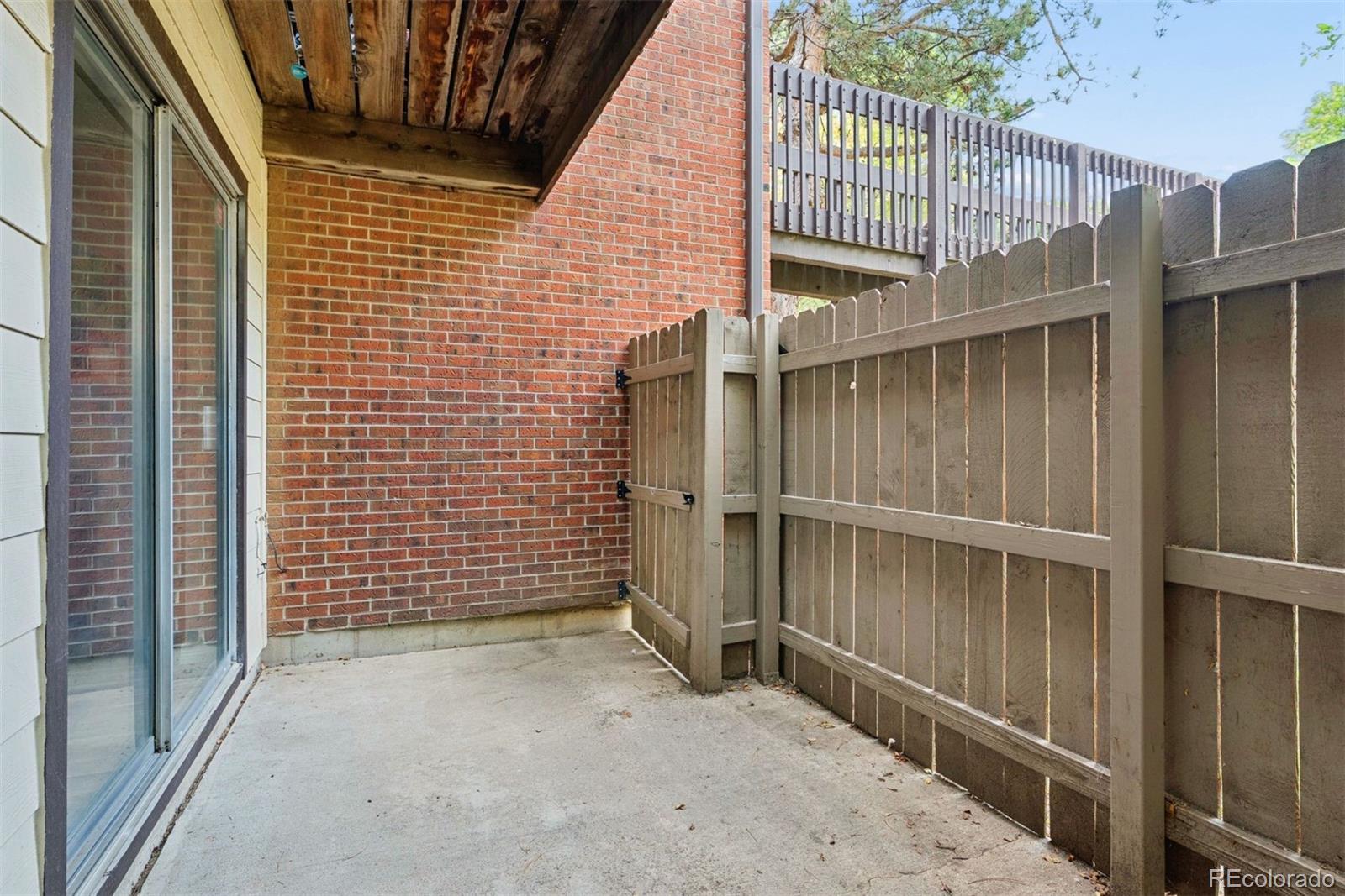 MLS Image #19 for 14896 e 2nd avenue,aurora, Colorado
