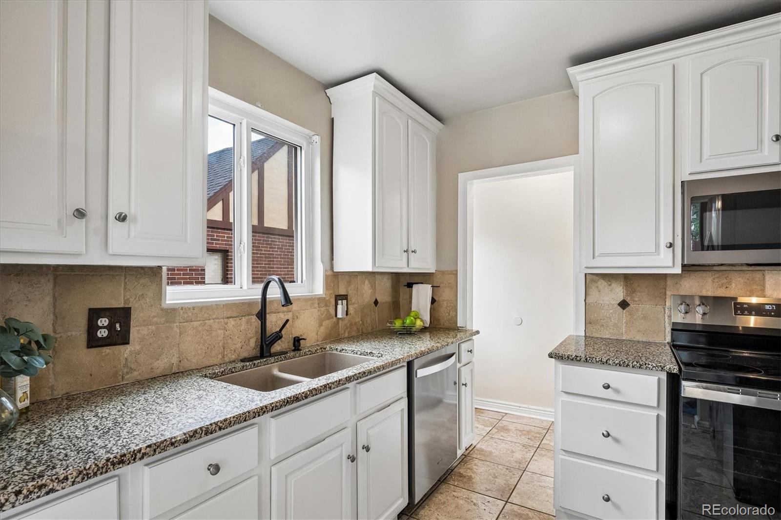 MLS Image #23 for 1160  grape street,denver, Colorado