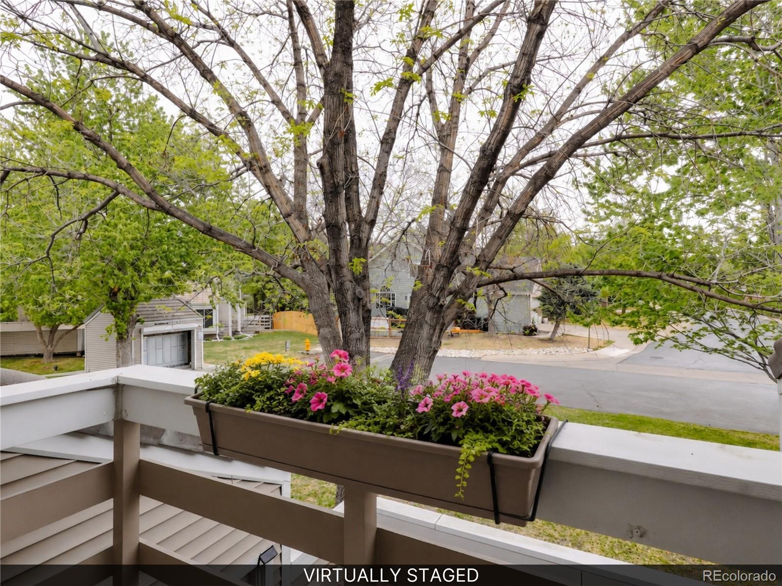 MLS Image #24 for 2267 s yosemite circle,denver, Colorado