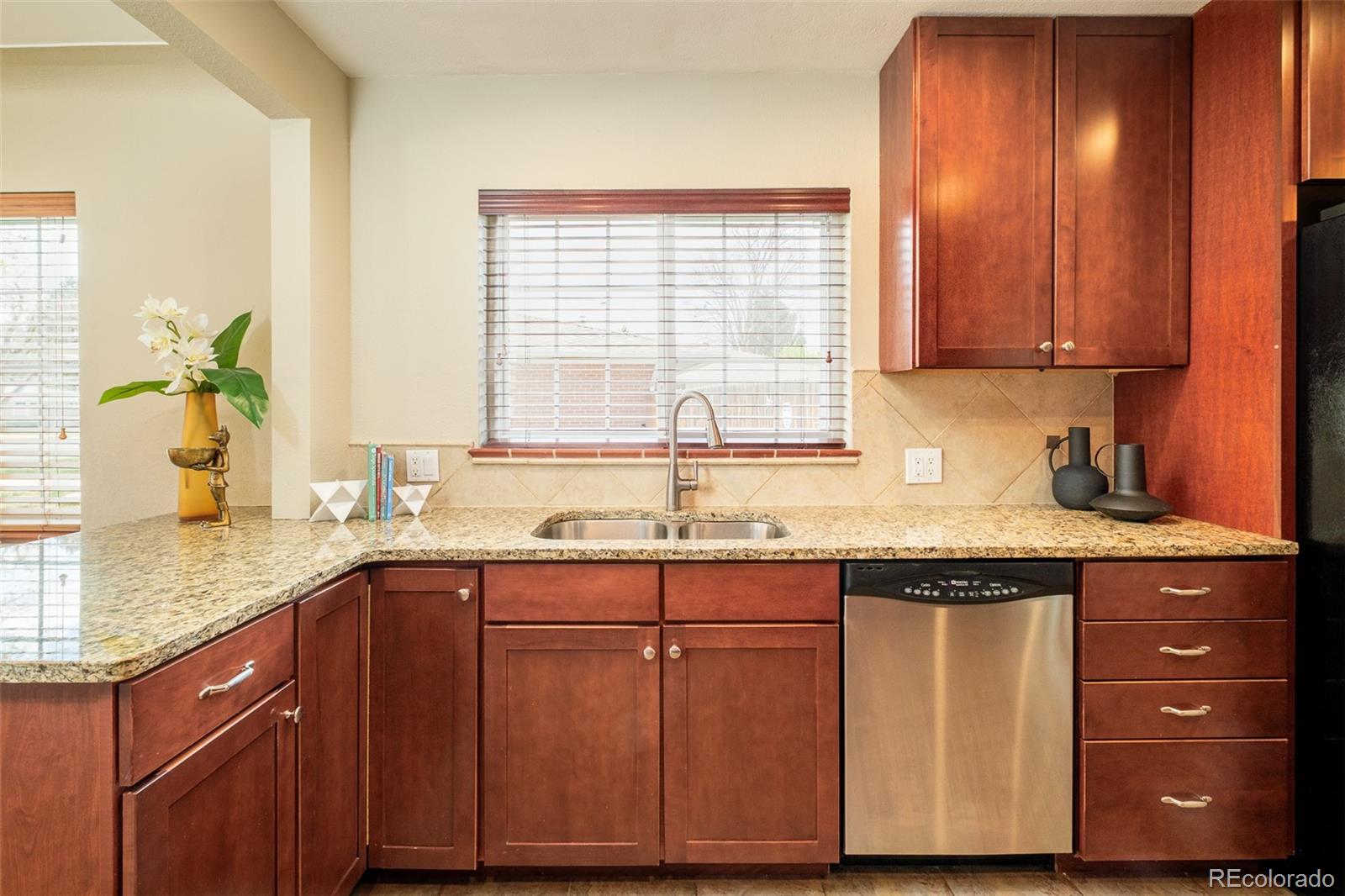 MLS Image #13 for 2432 s kearney street,denver, Colorado