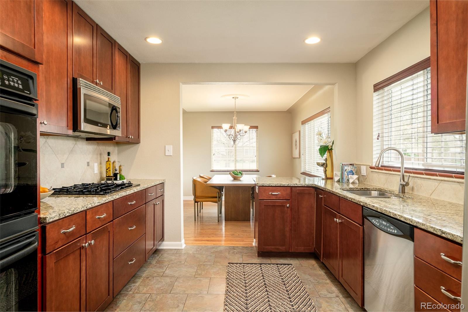 MLS Image #17 for 2432 s kearney street,denver, Colorado