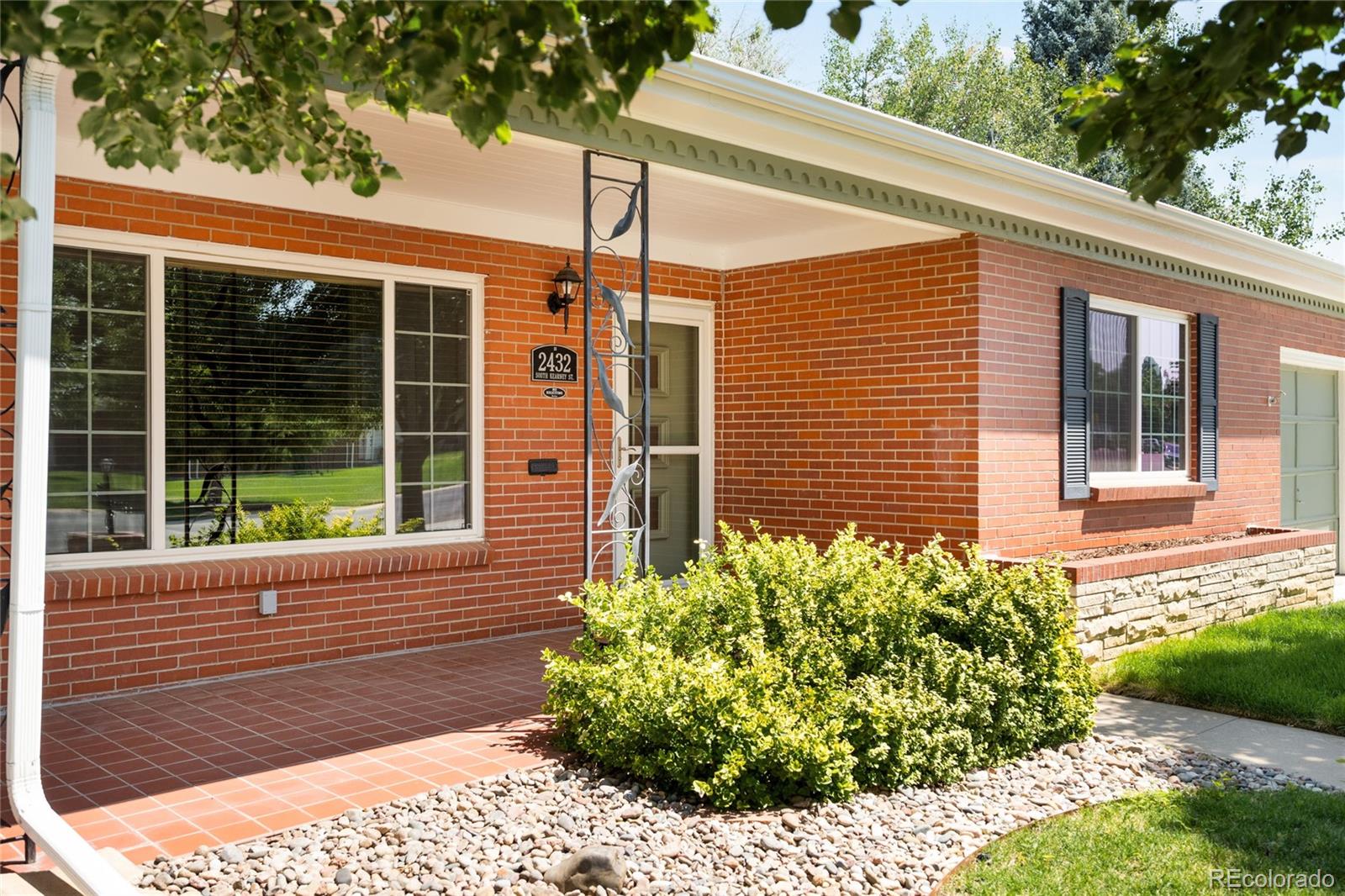 MLS Image #2 for 2432 s kearney street,denver, Colorado