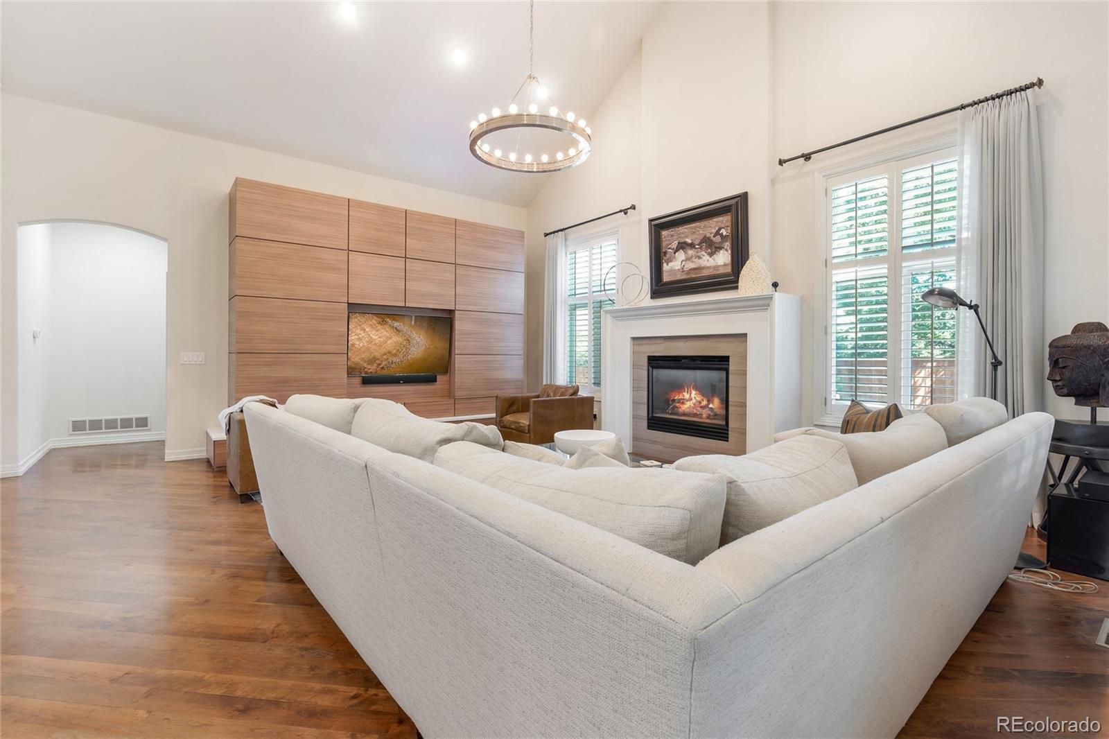 MLS Image #1 for 11657 e berry drive,englewood, Colorado
