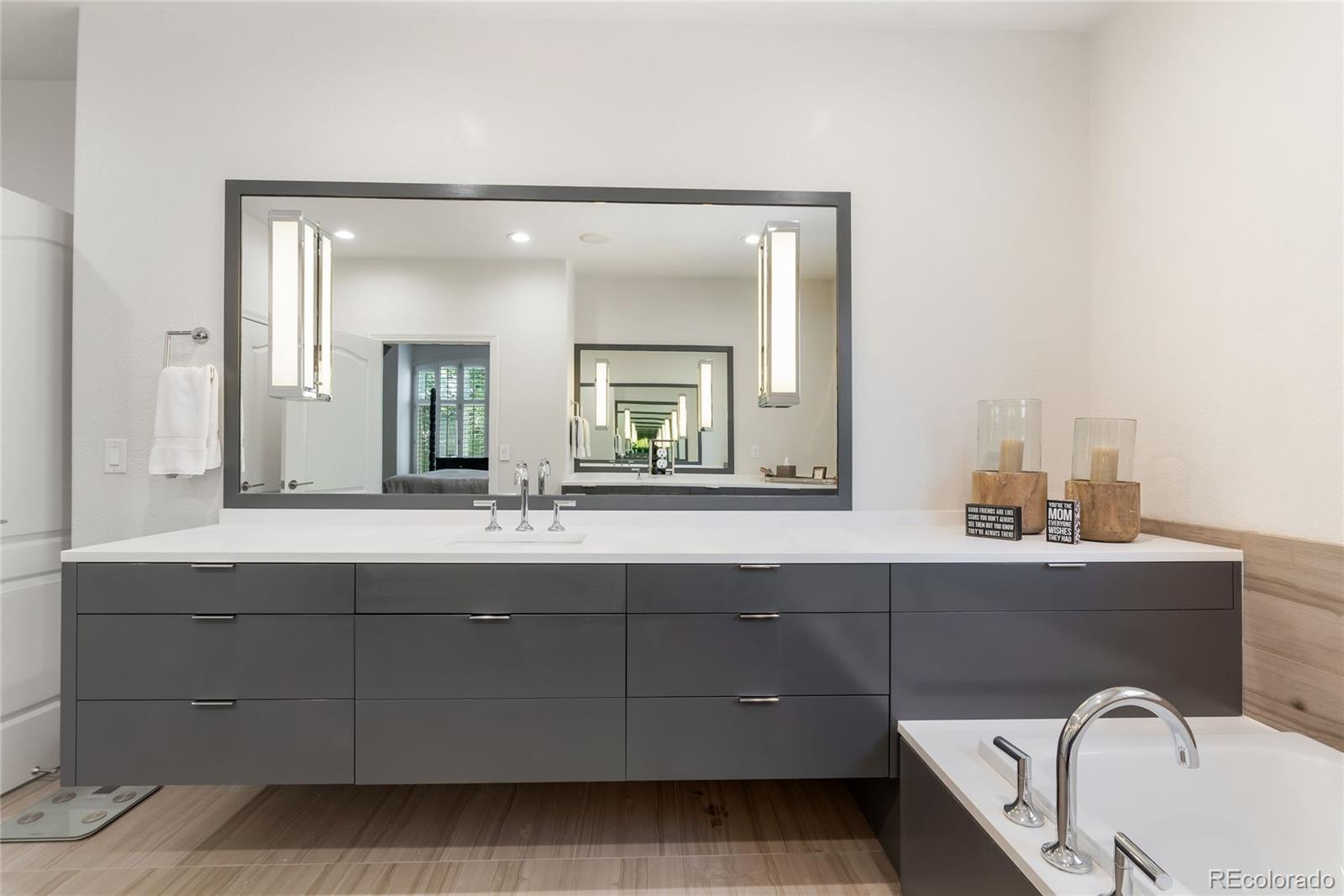 MLS Image #16 for 11657 e berry drive,englewood, Colorado