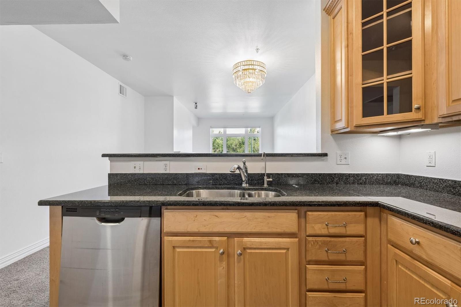MLS Image #10 for 2700 e cherry creek south drive,denver, Colorado