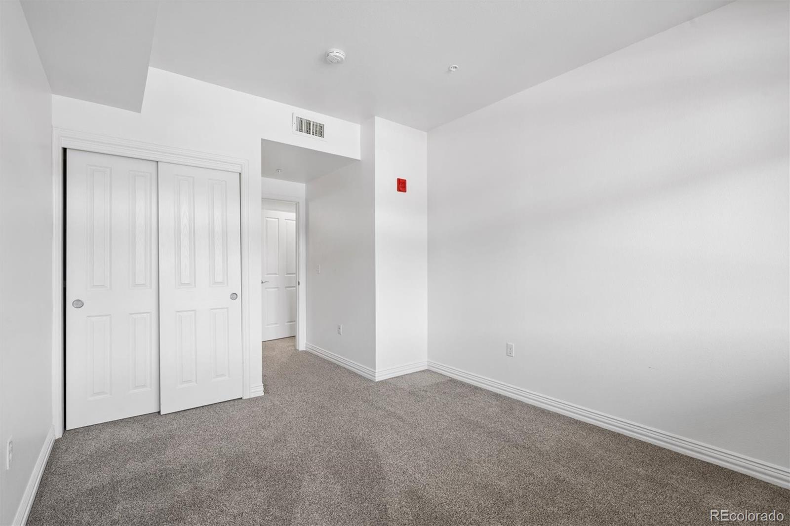MLS Image #18 for 2700 e cherry creek south drive,denver, Colorado