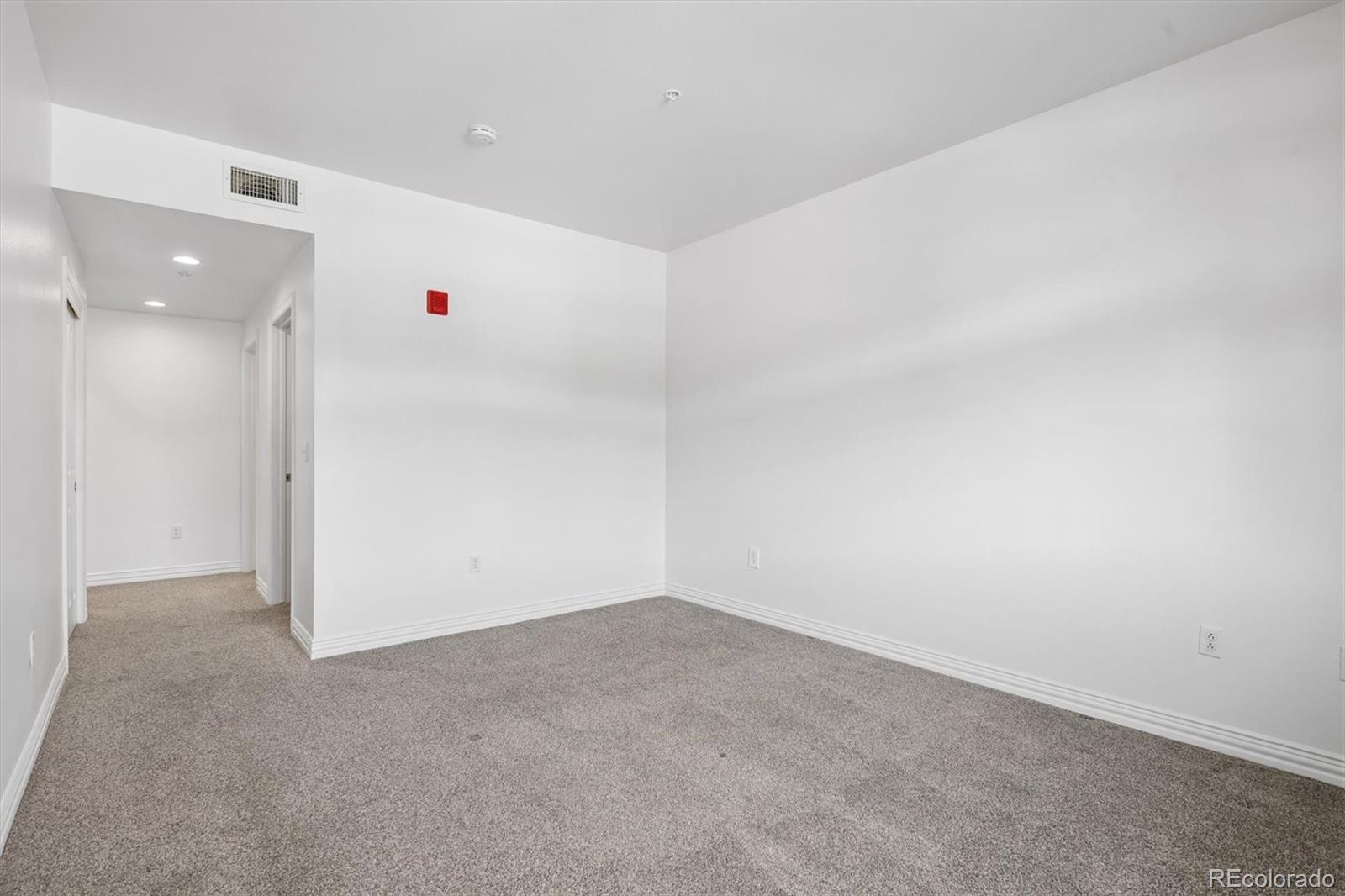 MLS Image #21 for 2700 e cherry creek south drive,denver, Colorado
