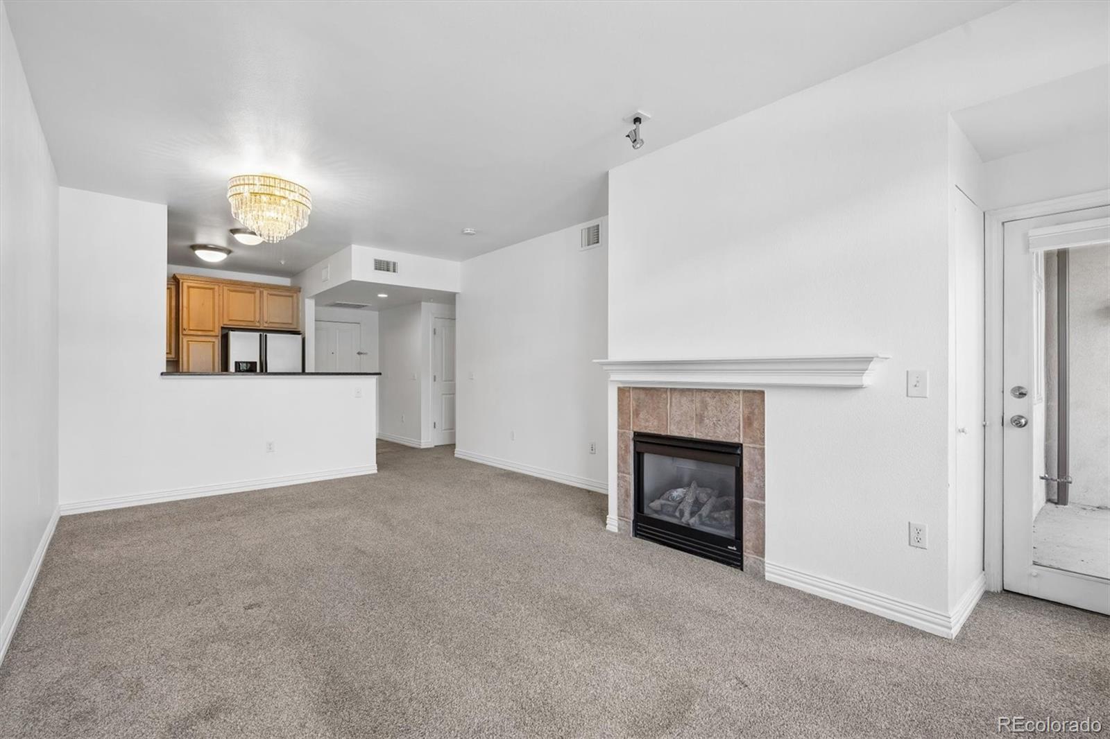 MLS Image #7 for 2700 e cherry creek south drive,denver, Colorado