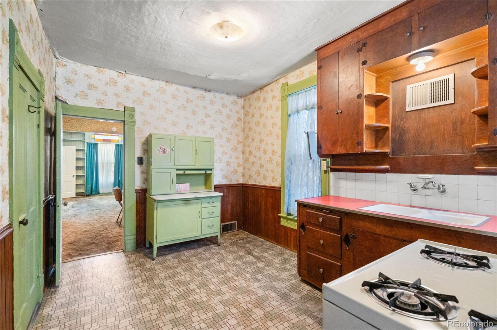 MLS Image #12 for 110 w ellsworth avenue,denver, Colorado
