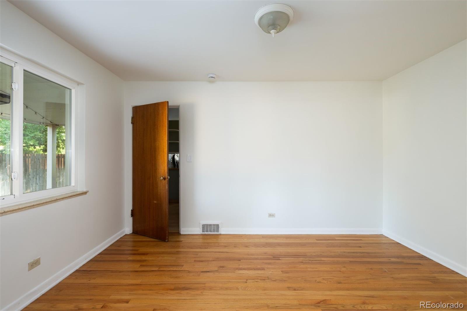 MLS Image #16 for 518  magnolia street,denver, Colorado