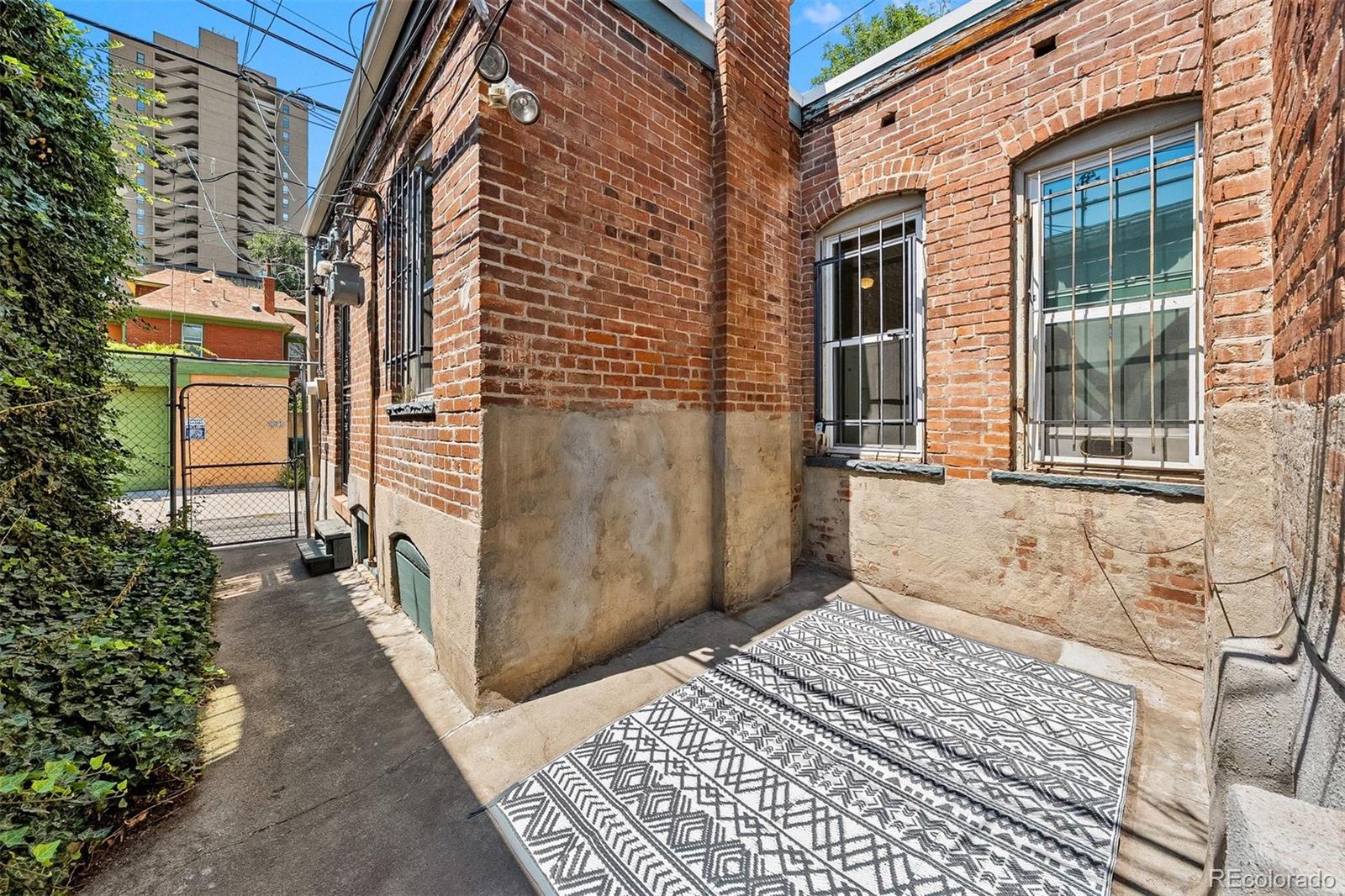 MLS Image #16 for 2120 e 12th avenue,denver, Colorado