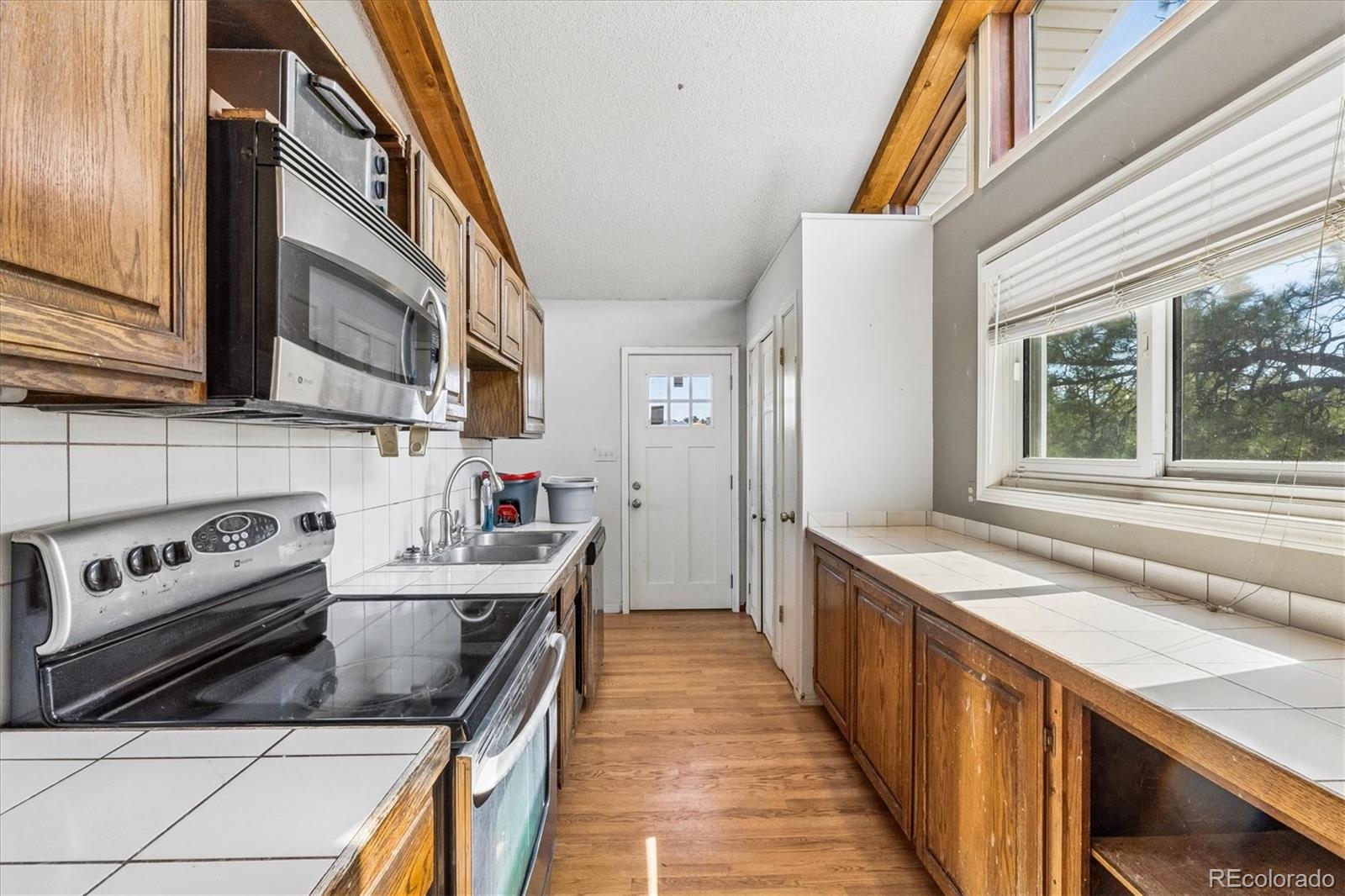 MLS Image #10 for 3025  oakland drive,sedalia, Colorado