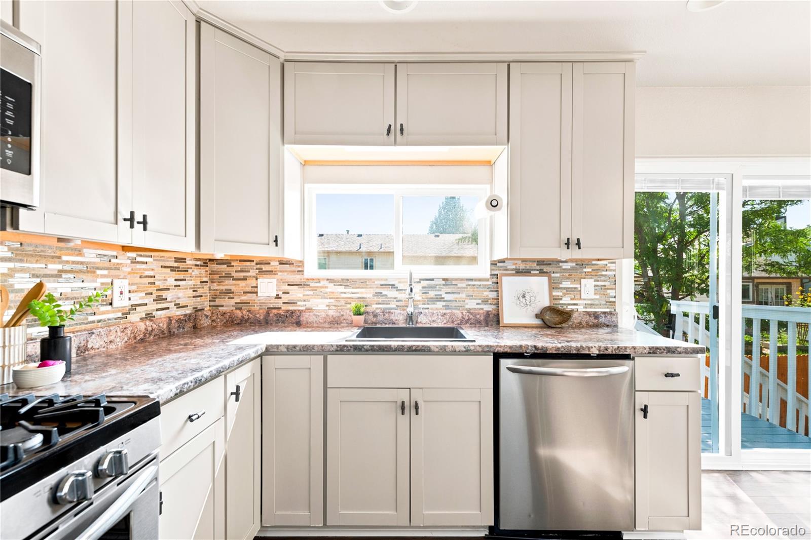 MLS Image #10 for 9202 w 94th avenue,westminster, Colorado