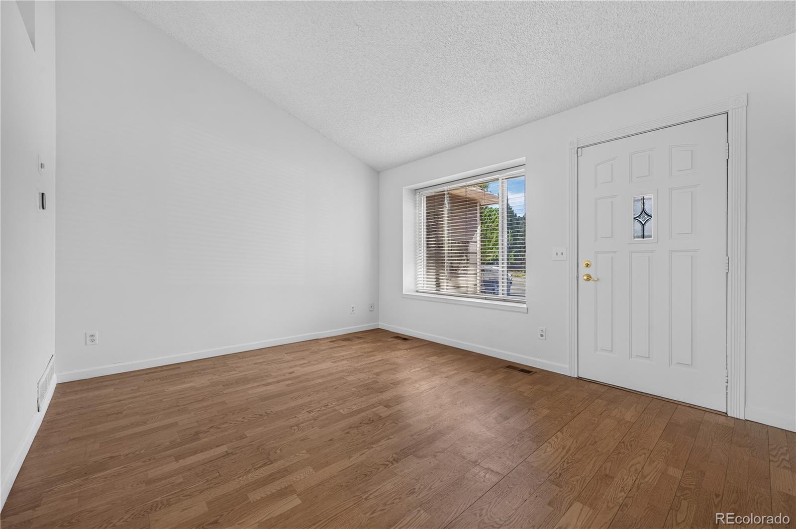 MLS Image #4 for 1567 s ensenada street,aurora, Colorado
