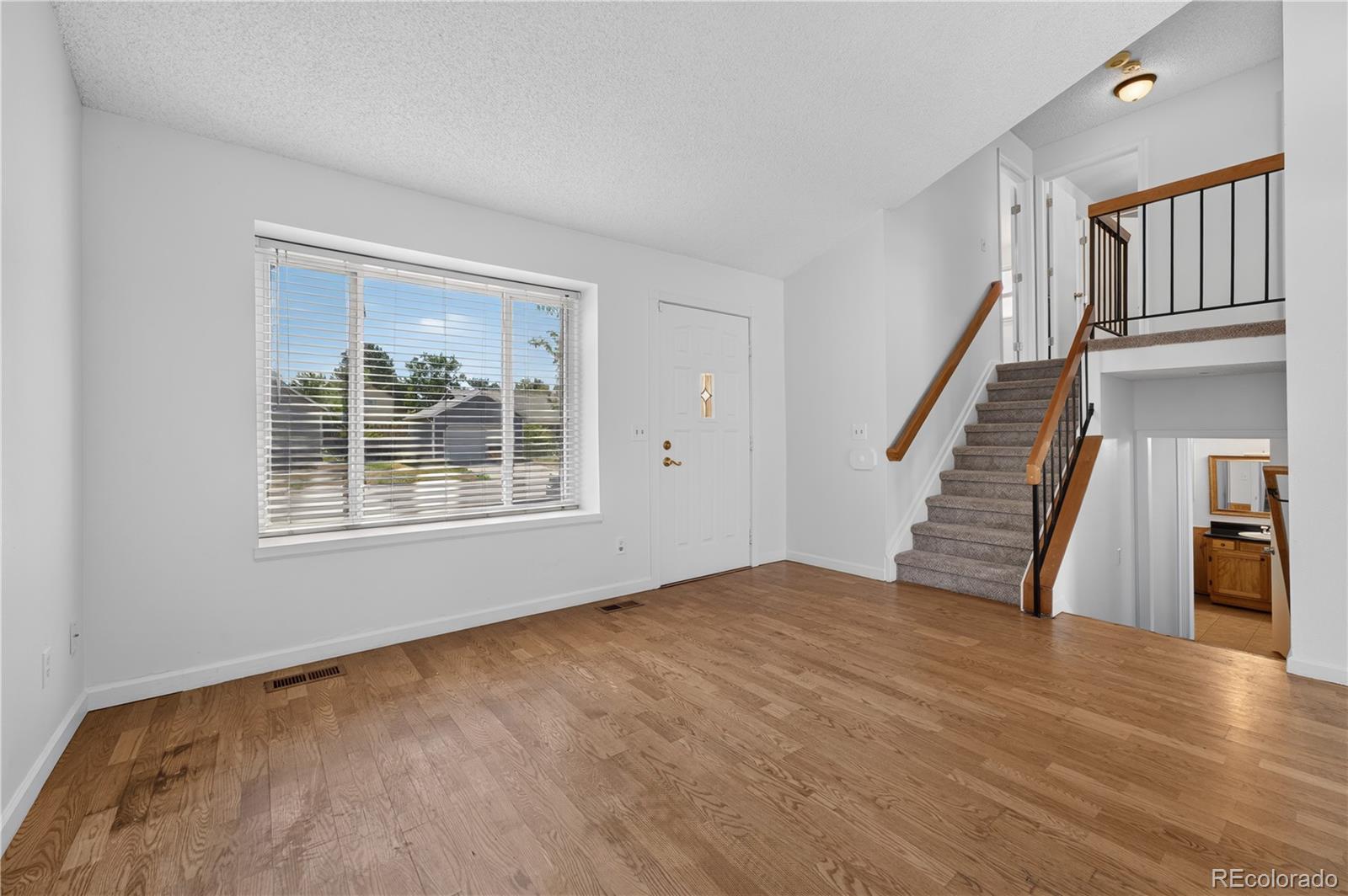 MLS Image #5 for 1567 s ensenada street,aurora, Colorado