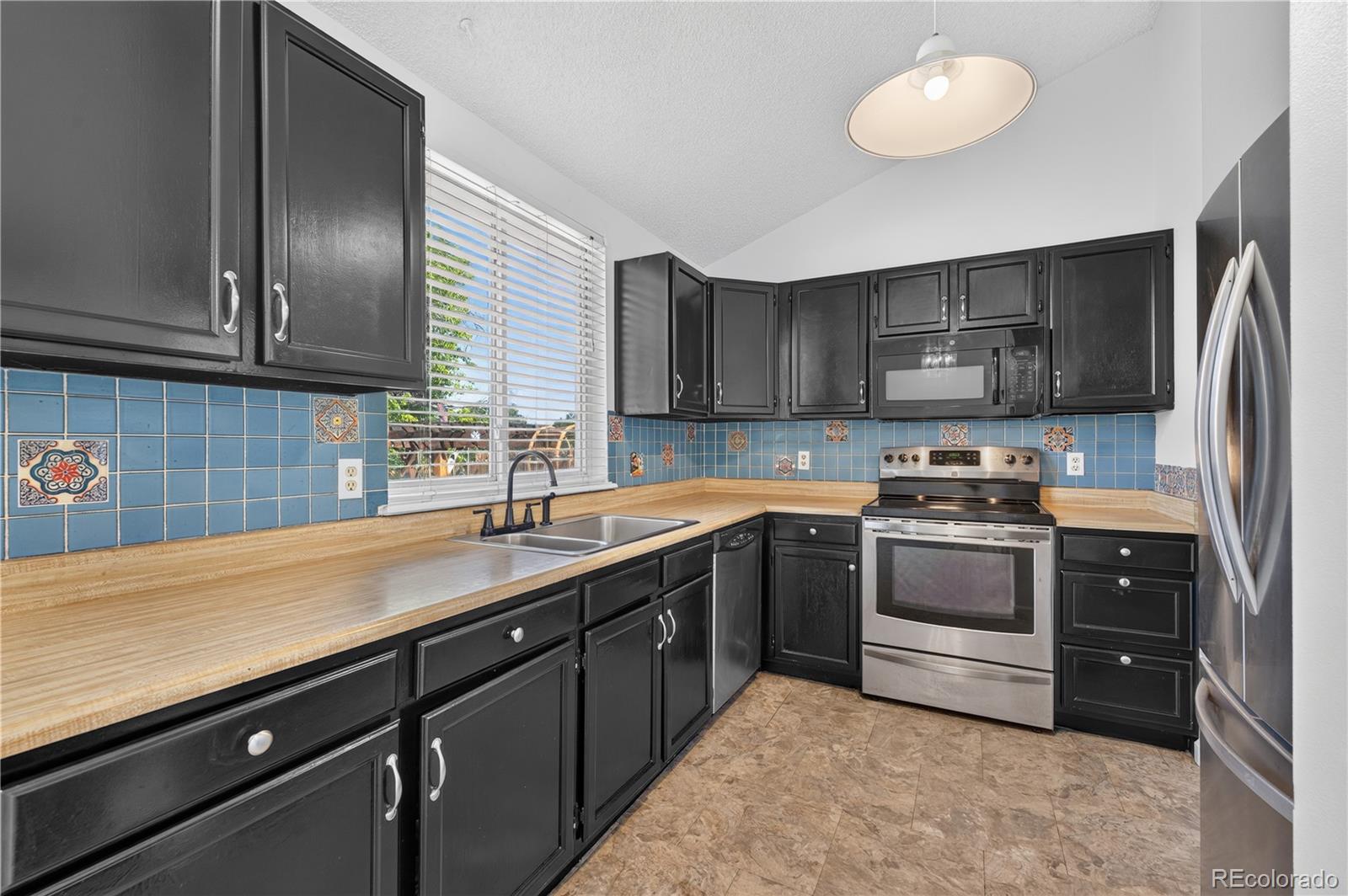 MLS Image #9 for 1567 s ensenada street,aurora, Colorado