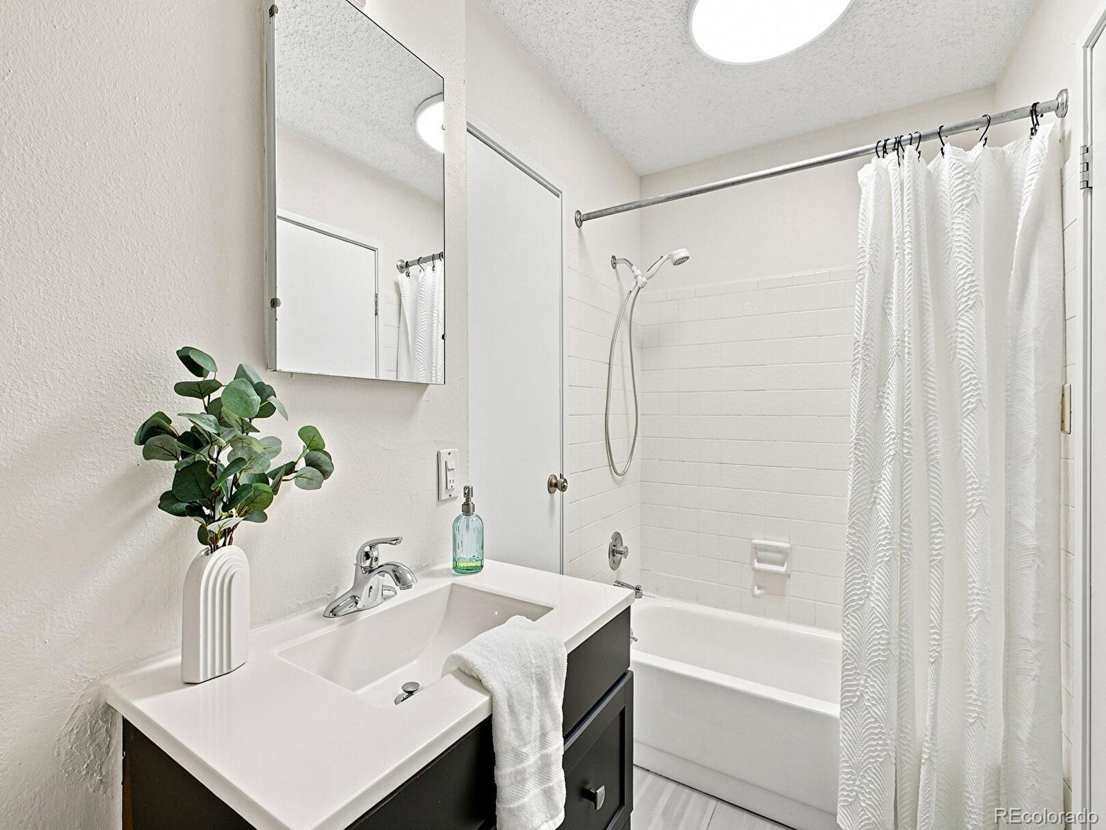 MLS Image #22 for 6455 e bates avenue,denver, Colorado