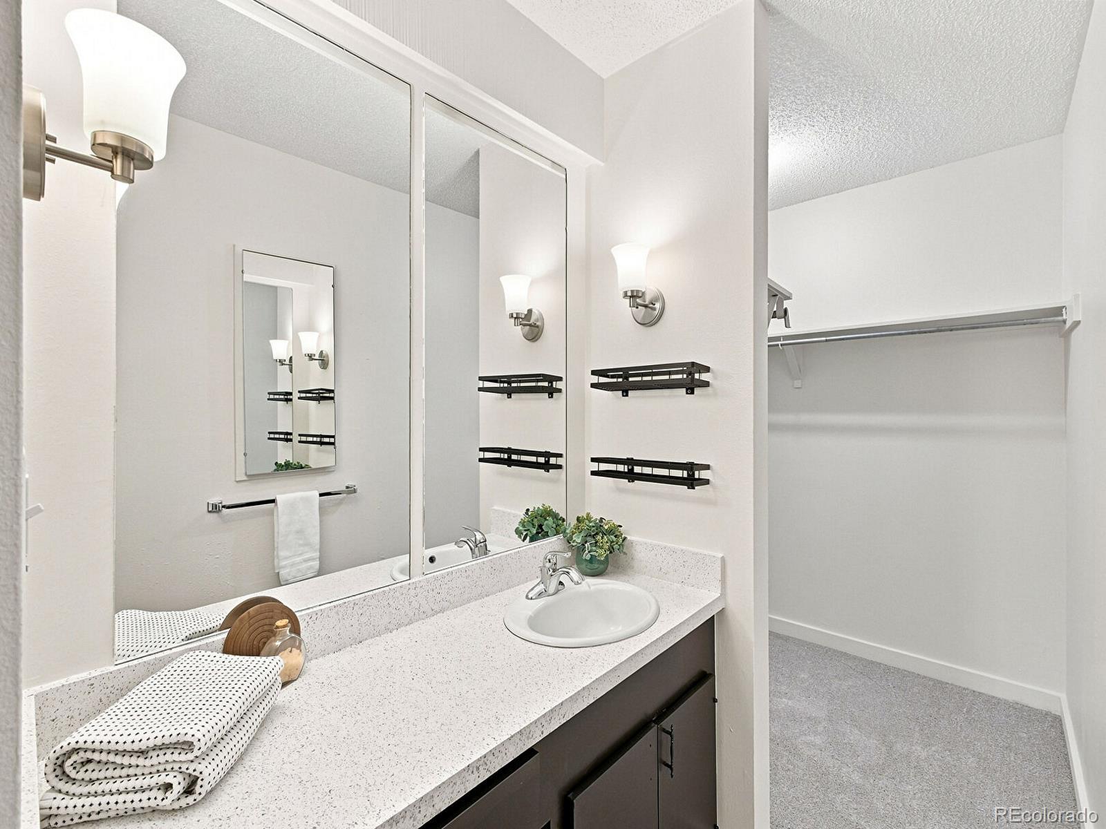 MLS Image #9 for 6455 e bates avenue,denver, Colorado