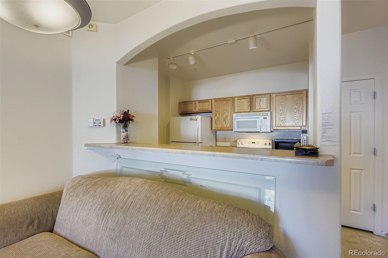 MLS Image #8 for 5255  memphis street,denver, Colorado