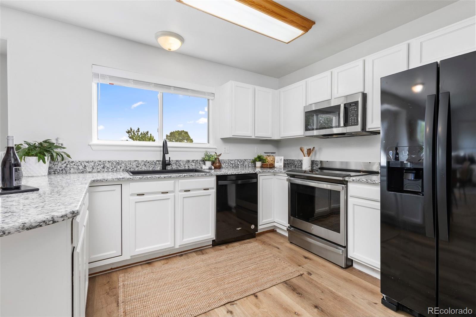 MLS Image #14 for 9914  stonebriar lane,parker, Colorado